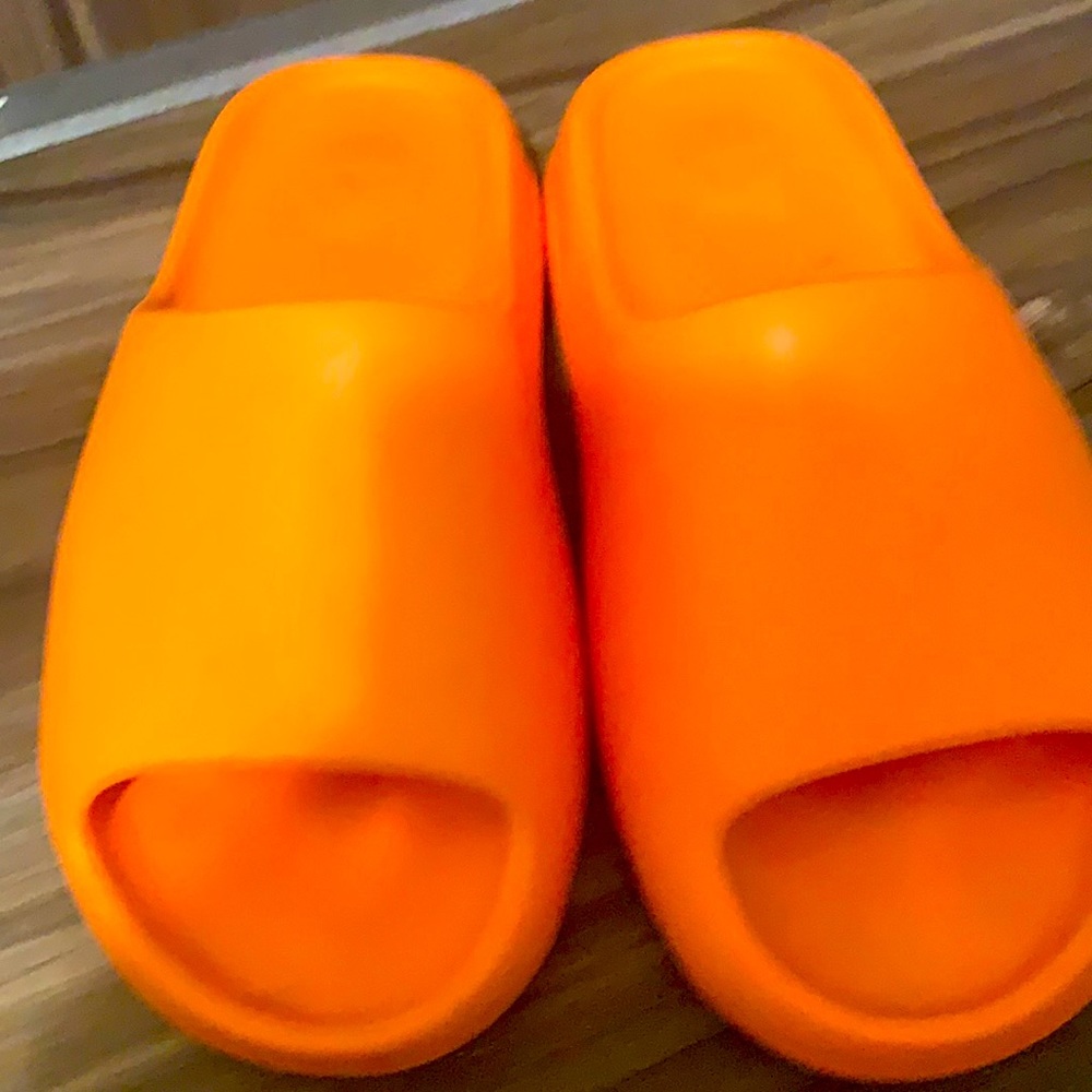 Yezzy Enflame orange